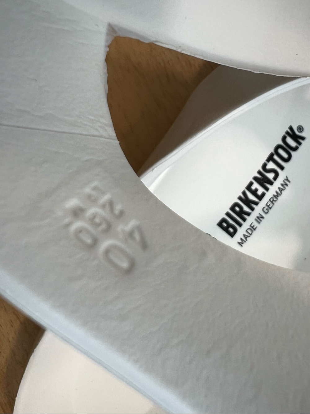 Birkenstock White Women's Thong EVA Sandals EUC - Picture 5 of 5